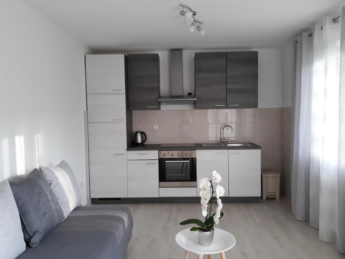 Apartment Star Danica*** ชิเบนิก ภายนอก รูปภาพ