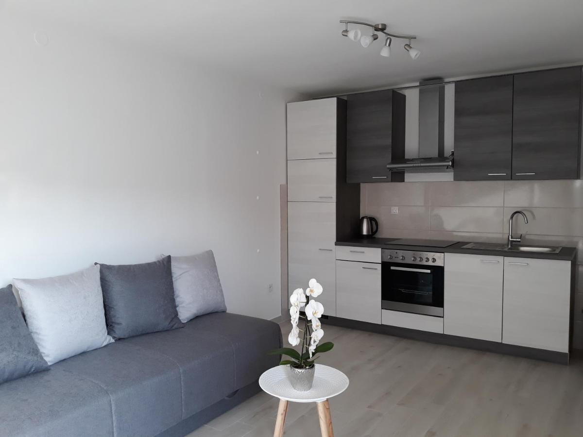 Apartment Star Danica*** ชิเบนิก ภายนอก รูปภาพ